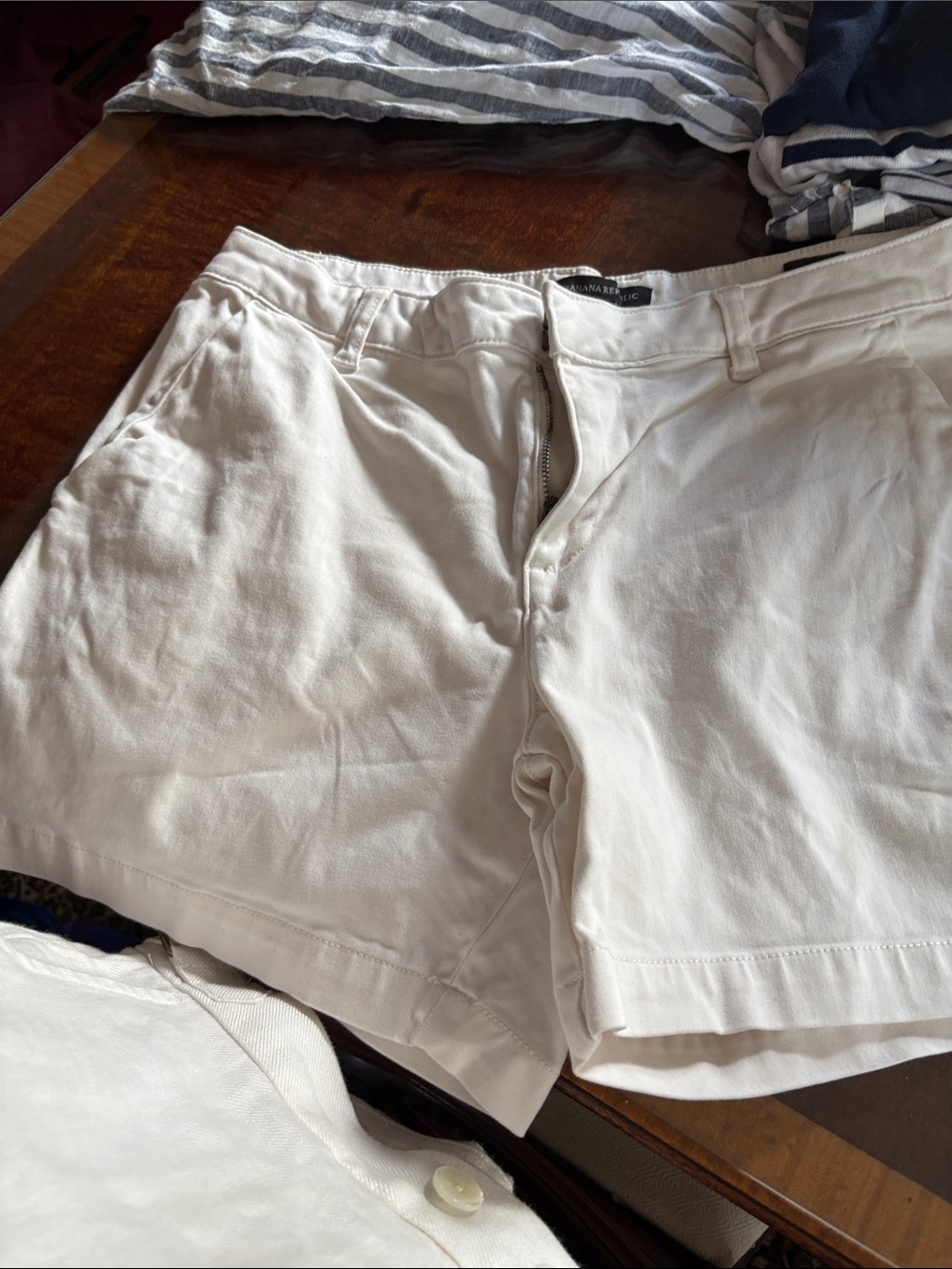 Banana Republic Cream Flat-Front Women's Shorts